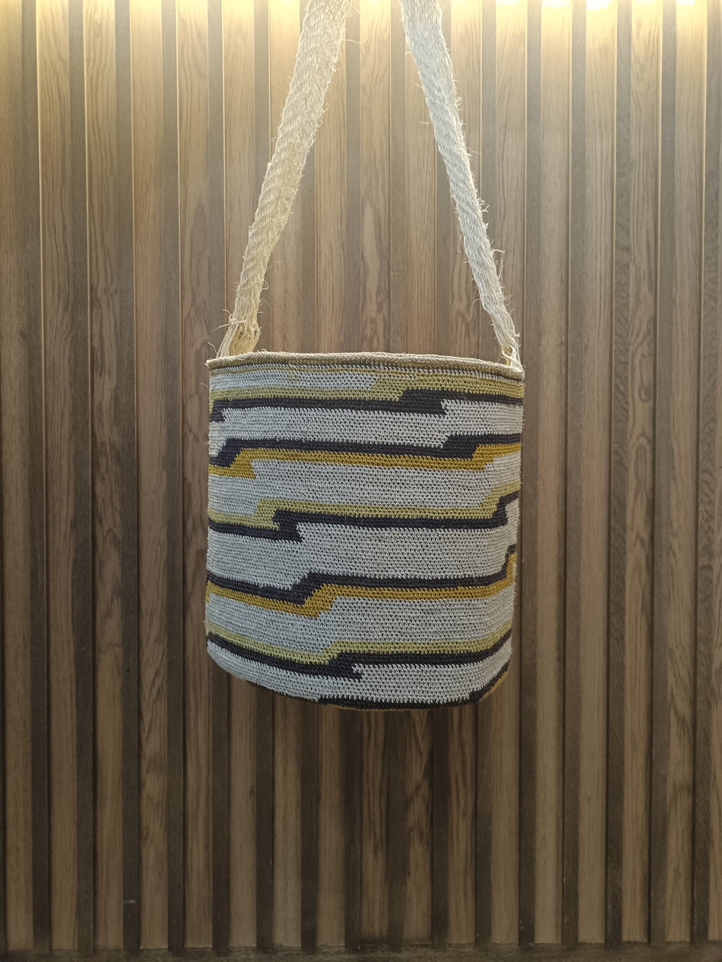 SMALL ARHUACA BACKPACK - PROTECTION 02