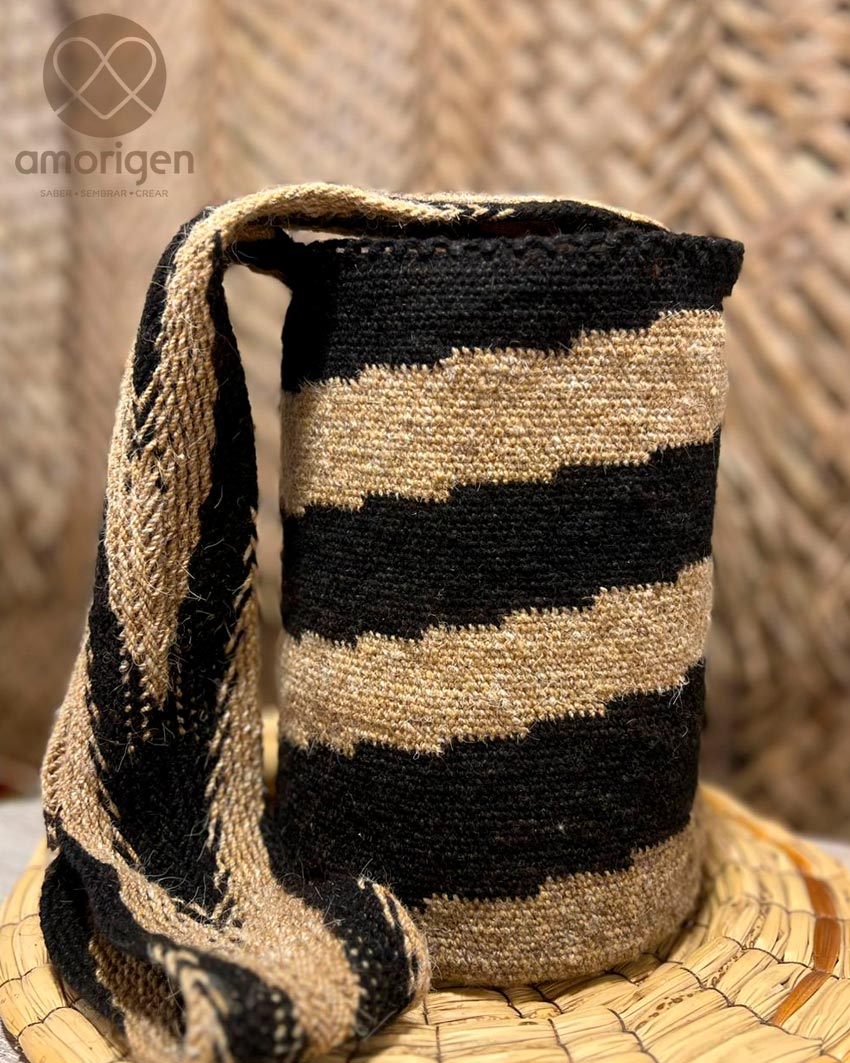 MOCHILA ARHUACA MEDIANA - CARACOL